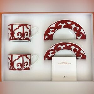 Authentic Hermes Balcon Du Guadalquivir Red and White 2 Cups + 2 saucers Set